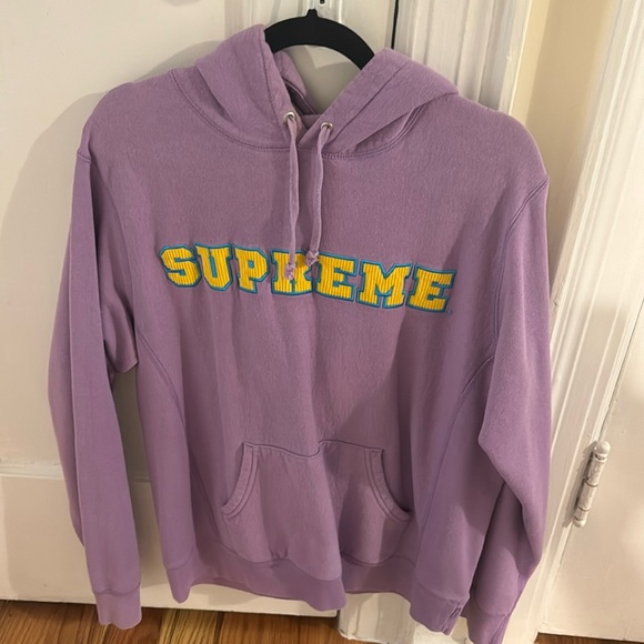 Men’s Supreme Hoodie